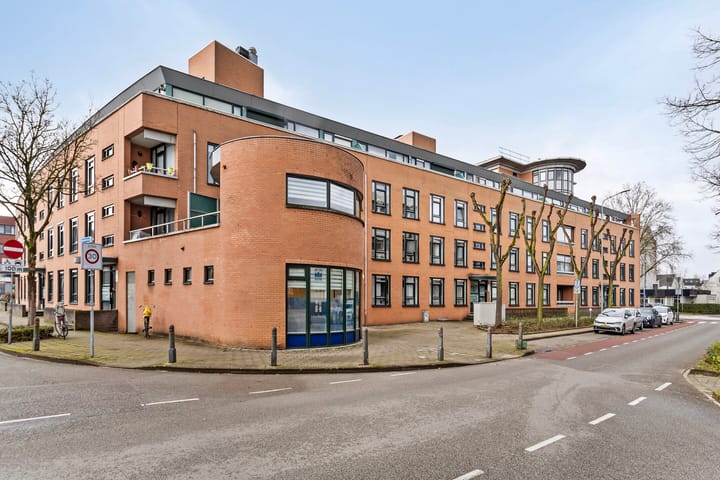 Foto 3 van Adelbert van Scharnlaan 173-A