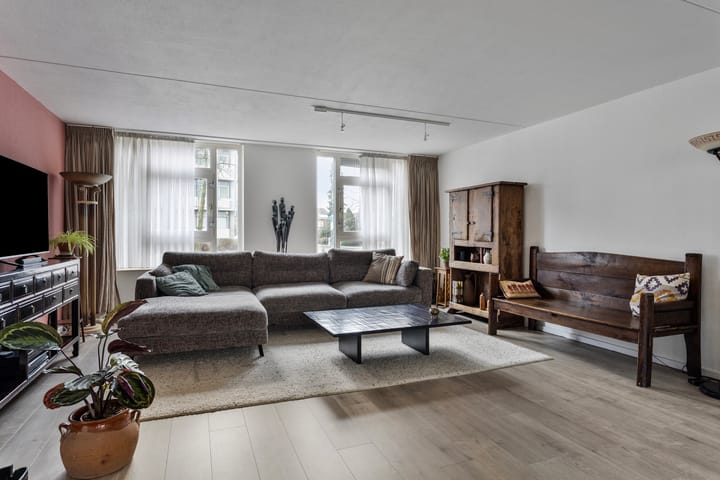 Photo 7 of Adelbert van Scharnlaan 173-A