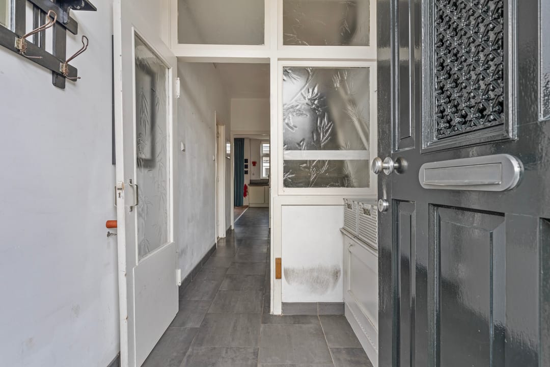 Photo 7 of Leliestraat 94