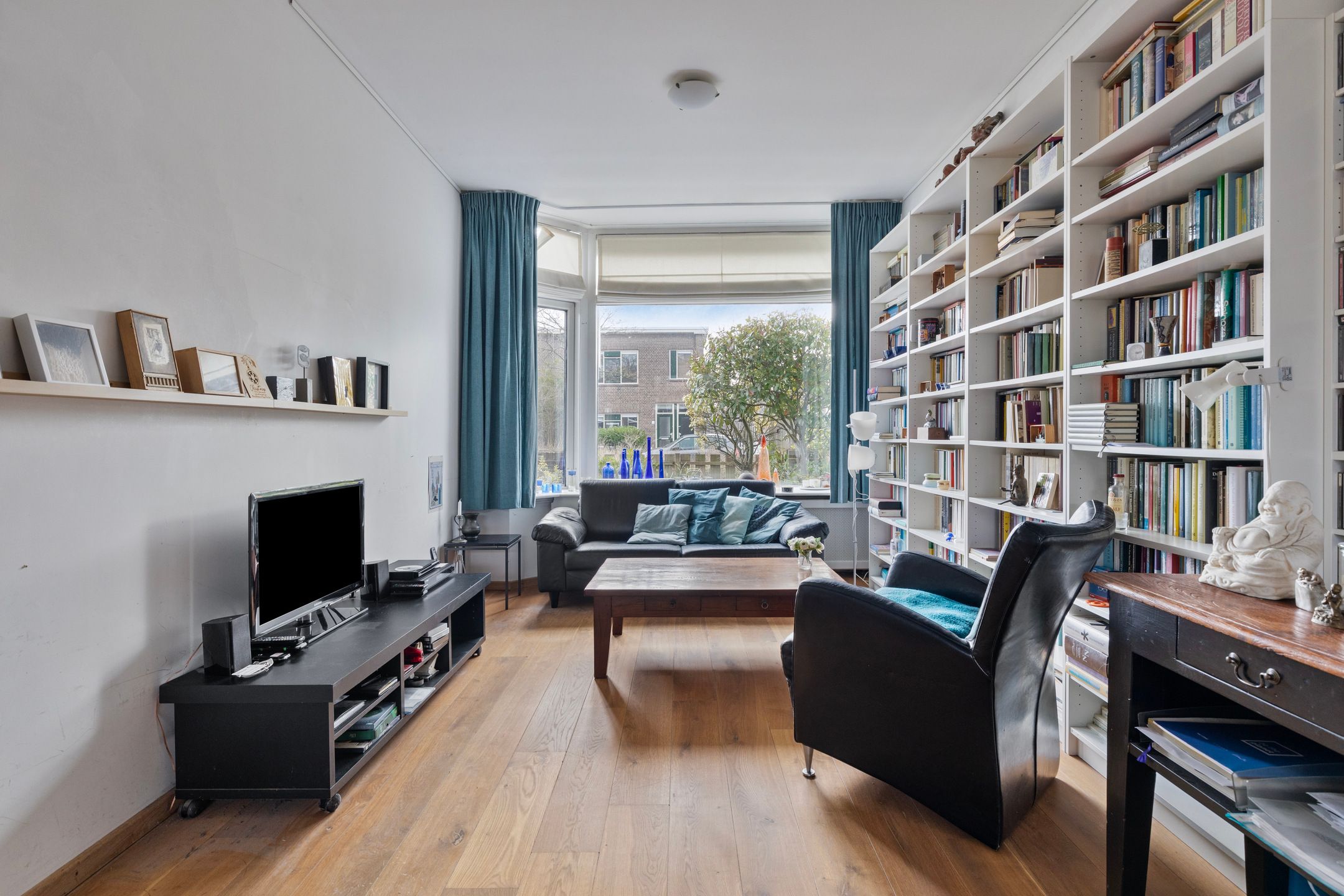 Photo 3 of Leliestraat 94