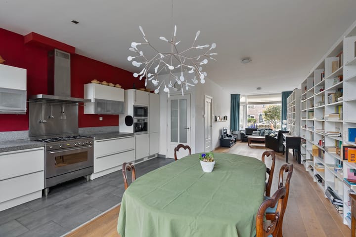 Foto 17 van Leliestraat 94