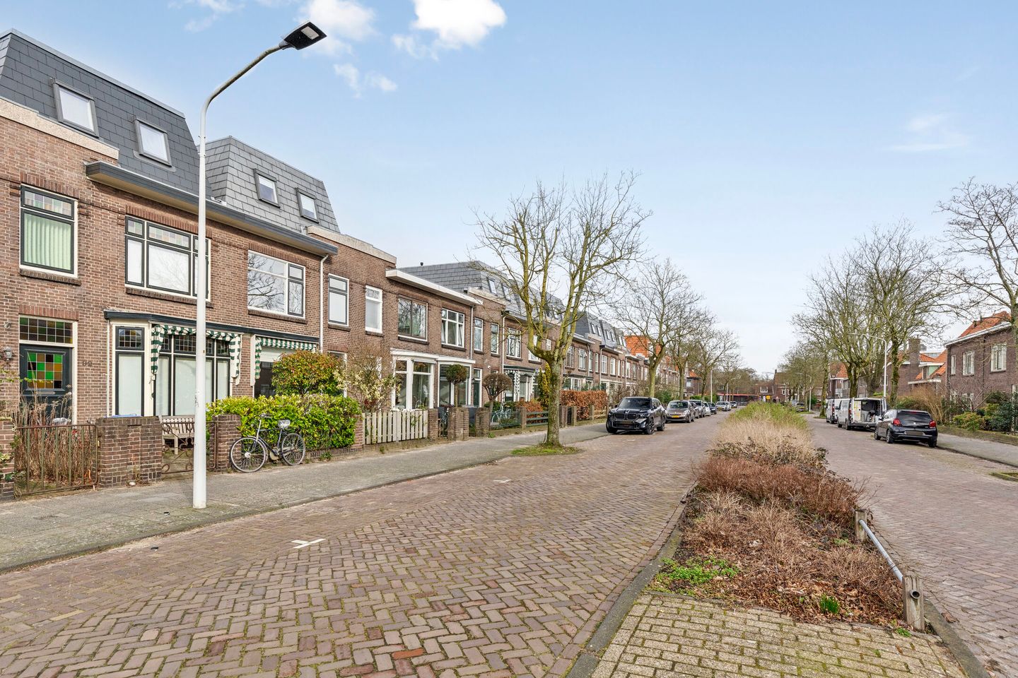 Photo 35 of Leliestraat 94