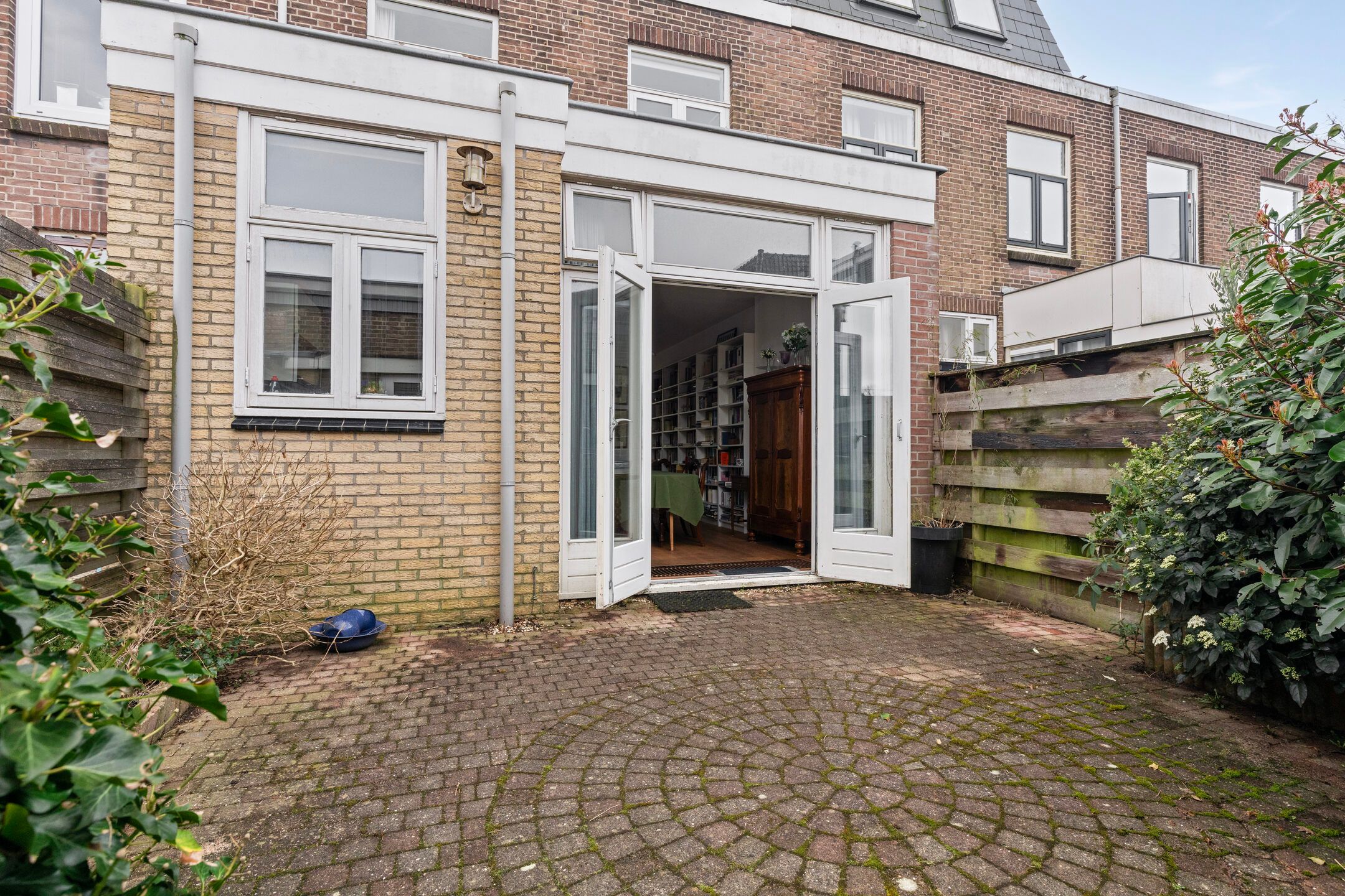 Photo 30 of Leliestraat 94