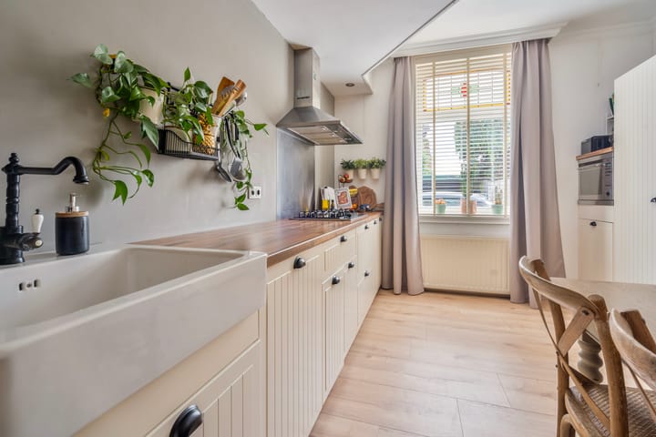 Foto 11 van Mathijs Heugenstraat 36