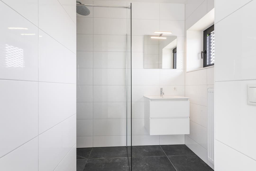 Foto 11 van Broekhovenseweg 82-02