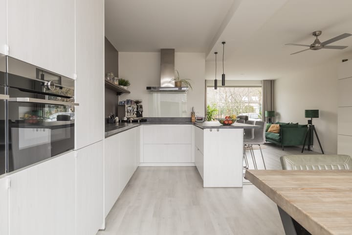 Foto 12 van Julianalaan 57