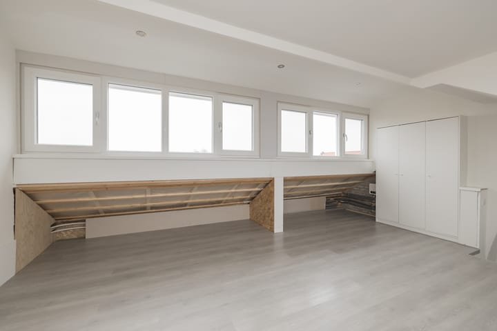 Foto 33 van Julianalaan 57