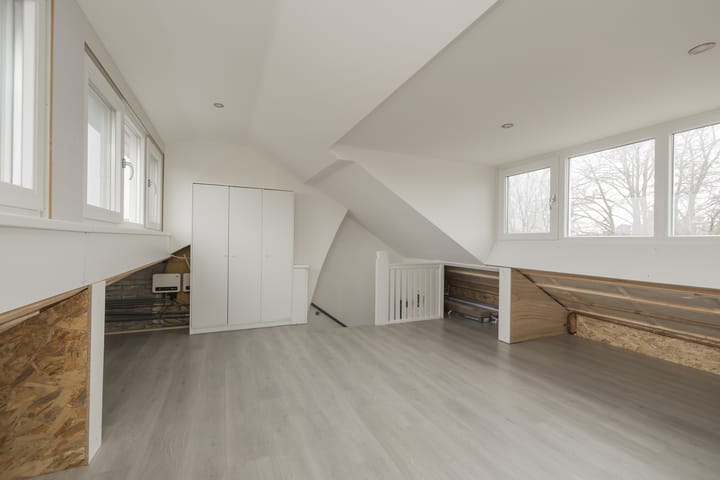 Foto 35 van Julianalaan 57