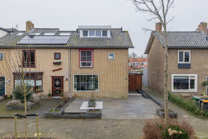 Foto 45 van Julianalaan 57