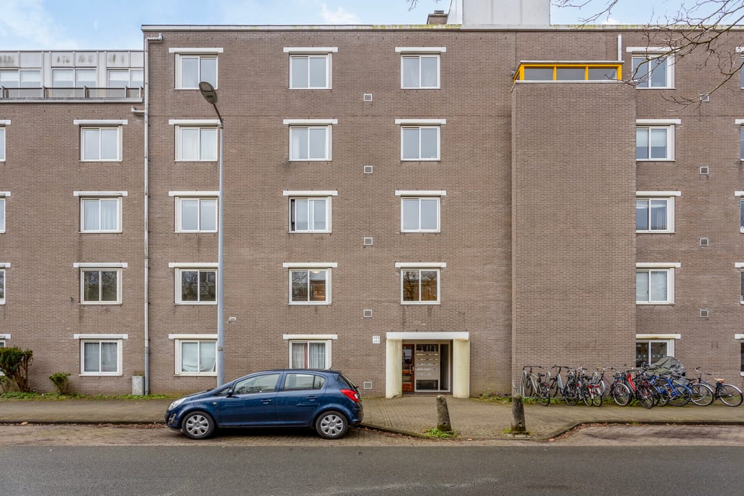 Photo 1 of Arent Janszoon Ernststraat 261