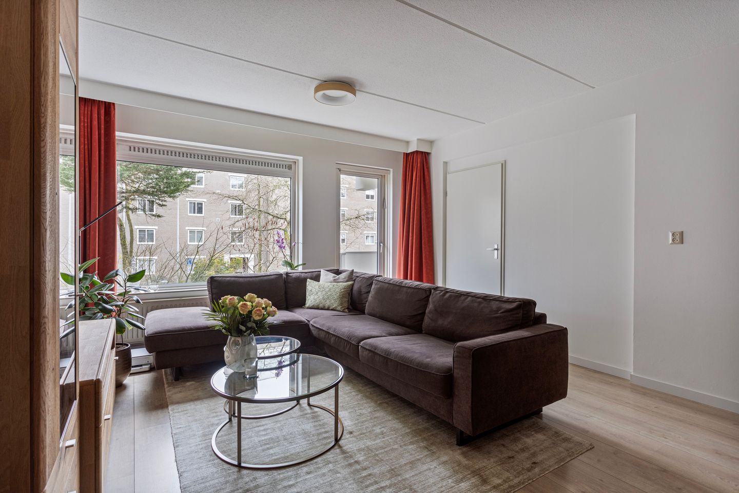 Photo 5 of Arent Janszoon Ernststraat 261