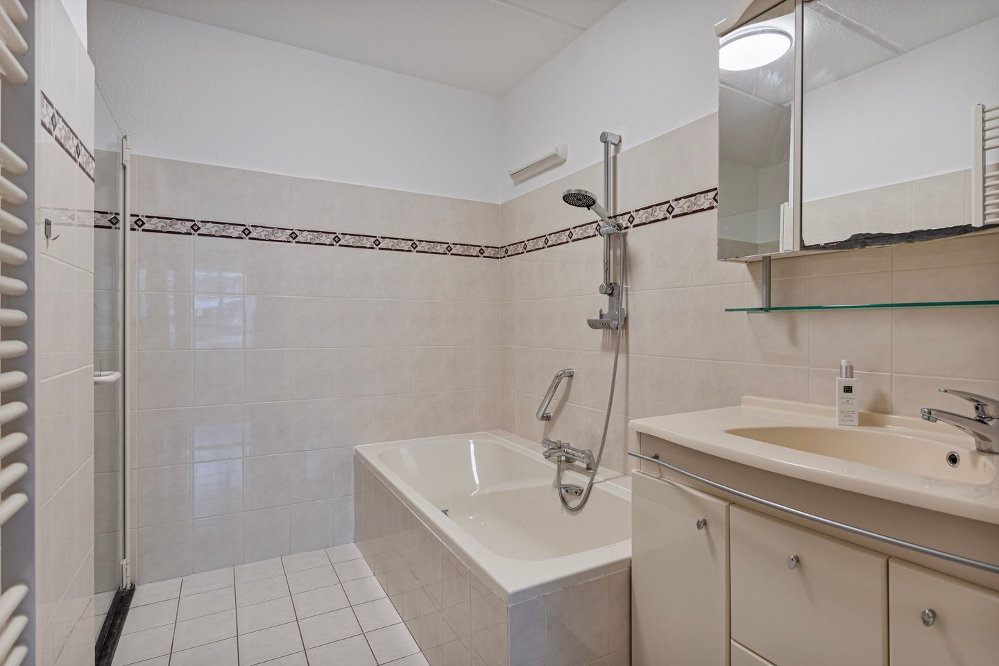 Photo 14 of Arent Janszoon Ernststraat 261