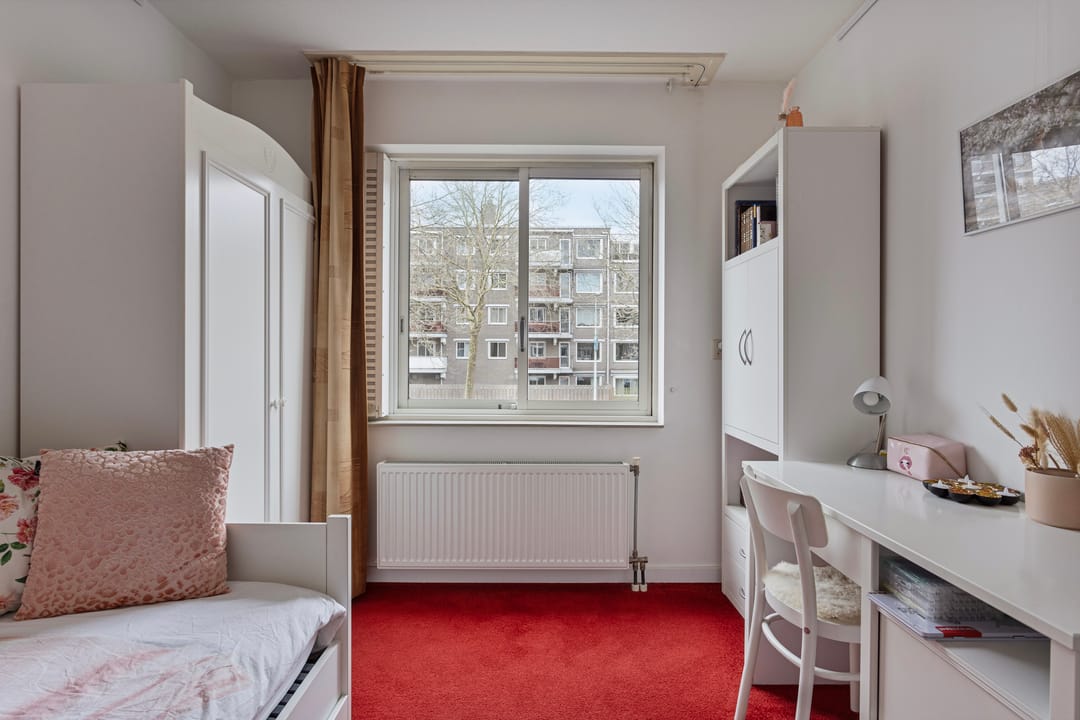 Photo 16 of Arent Janszoon Ernststraat 261