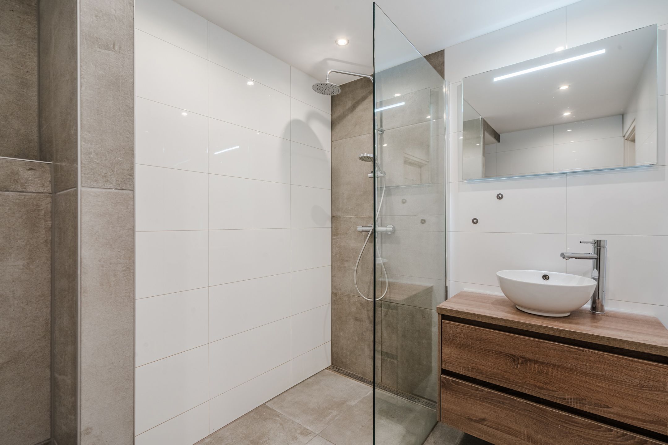 Foto 36 van Opaalstraat 122