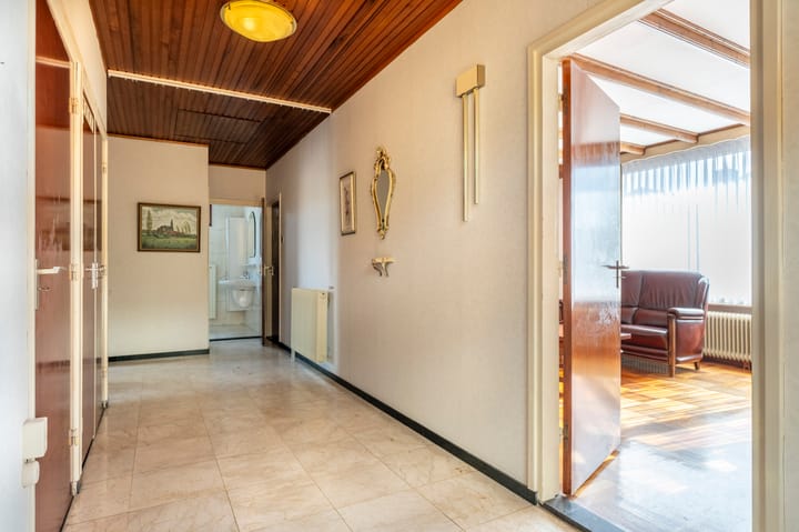 Foto 10 van Tombac 3