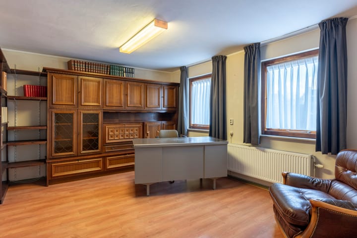 Foto 26 van Tombac 3