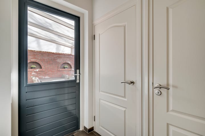 Photo 13 of Rhijdtstraat 3