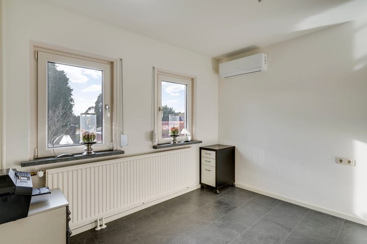 Photo 24 of Rhijdtstraat 3