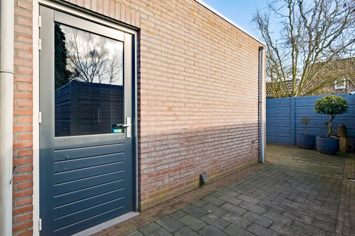 Photo 32 of Rhijdtstraat 3