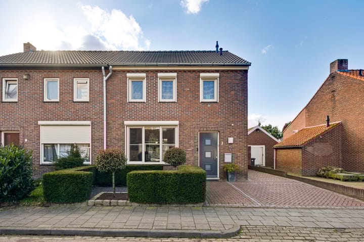 Photo 40 of Rhijdtstraat 3