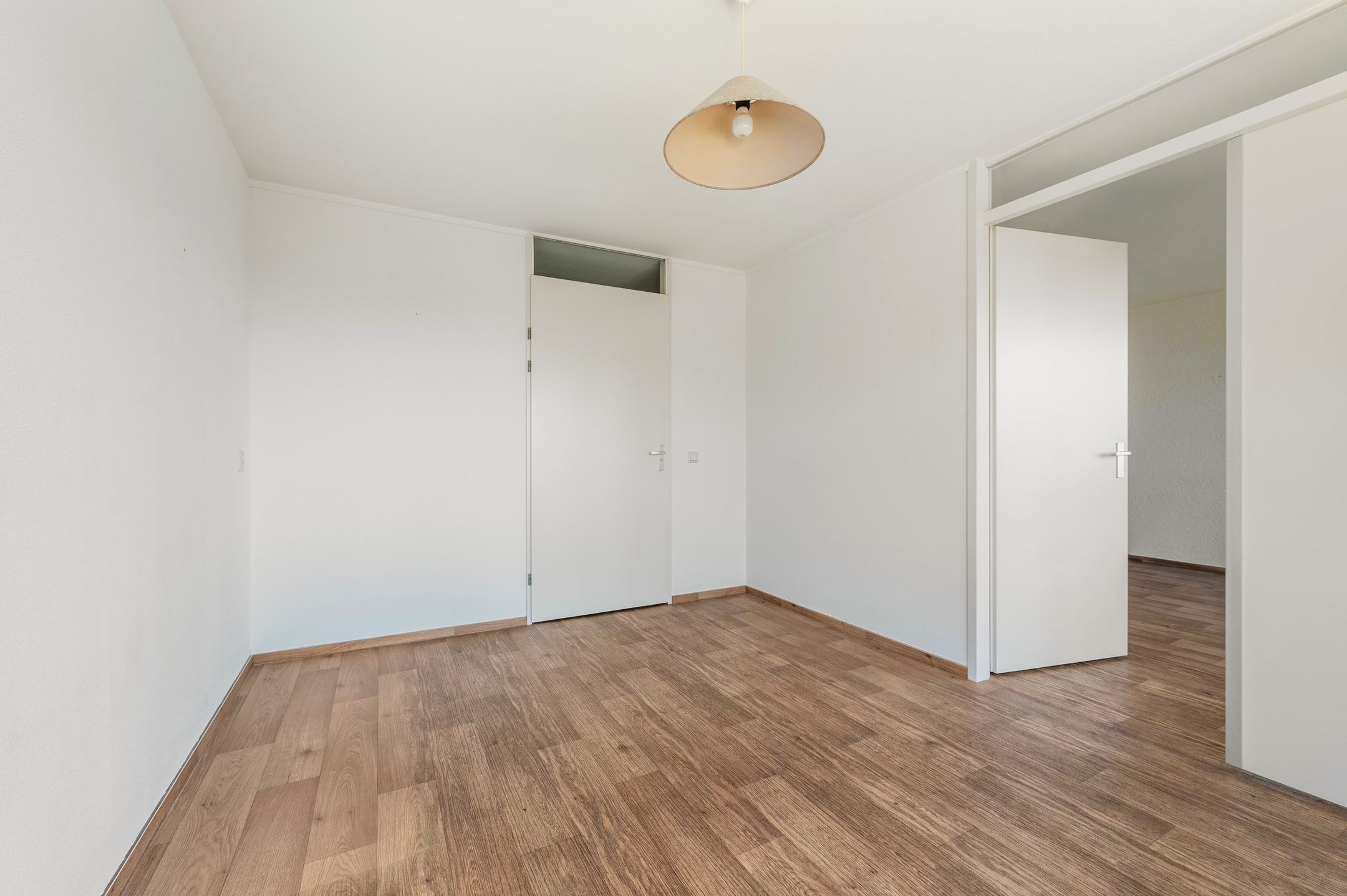 Foto 12 van Larenseweg 10-22