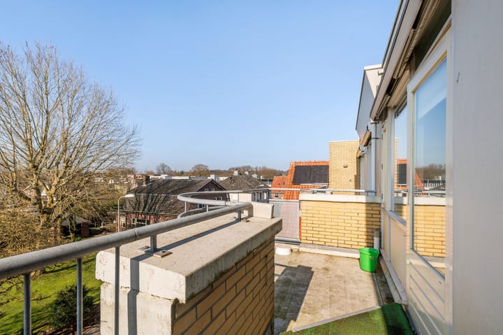 Foto 20 van Larenseweg 10-22