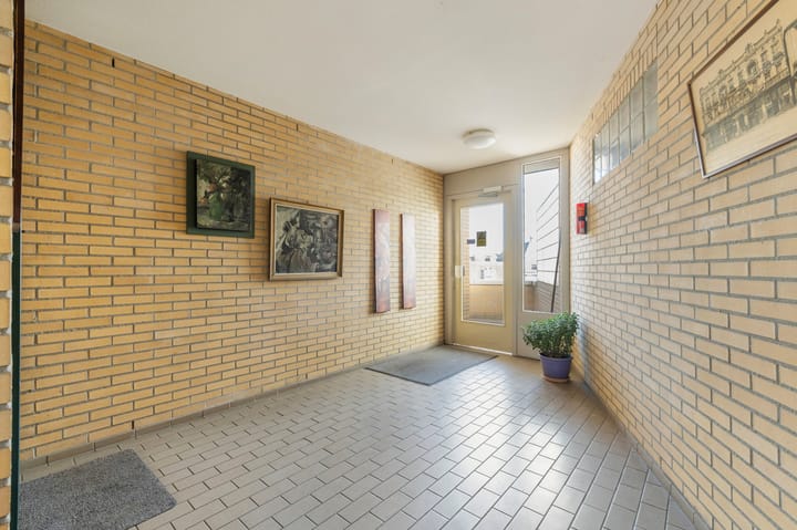 Foto 23 van Larenseweg 10-22