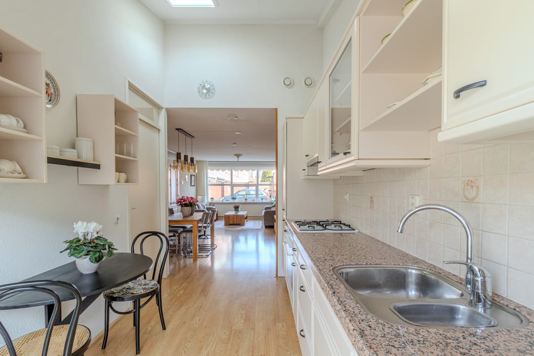 Photo 2 of Cole Porterstraat 29