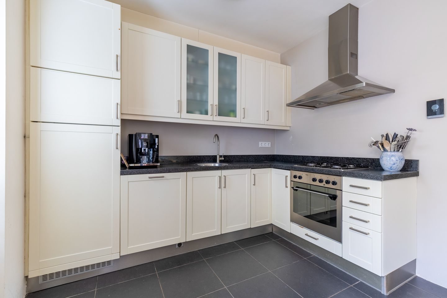 Foto 25 van Zandbergplein 36