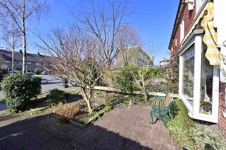 Foto 2 van Catharina van Renneslaan 5