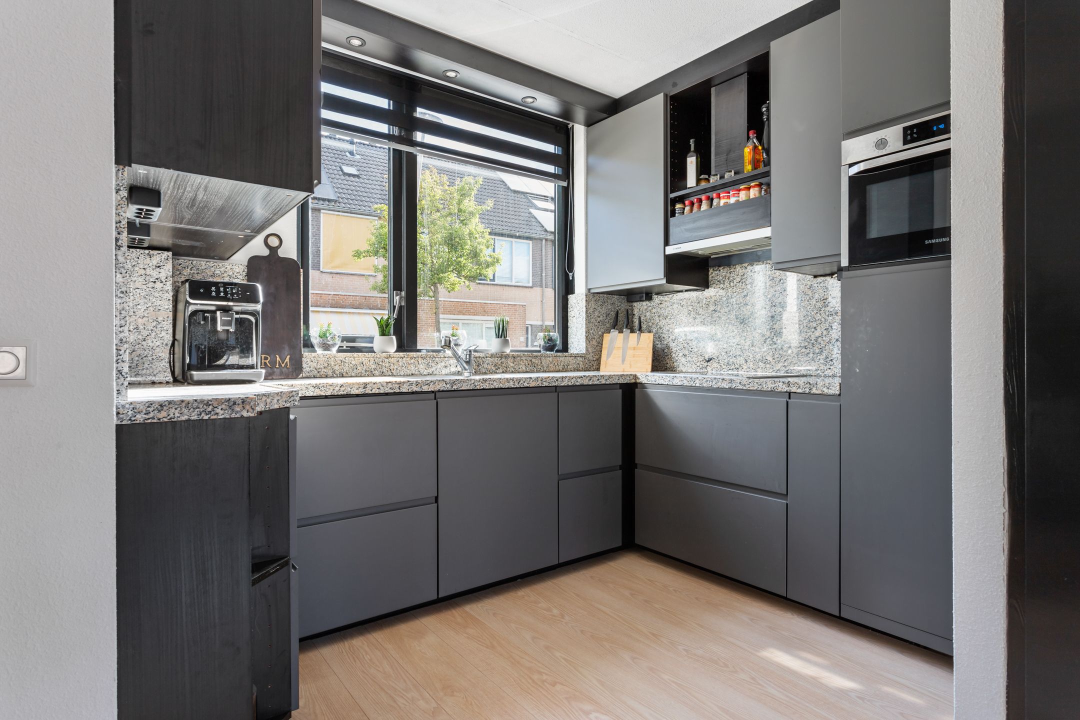 Foto 3 van Staringstraat 42