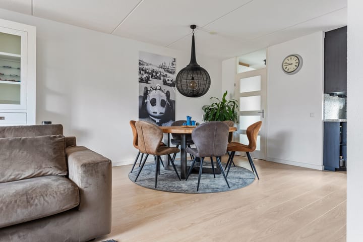 Foto 10 van Staringstraat 42