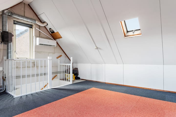 Foto 21 van Staringstraat 42