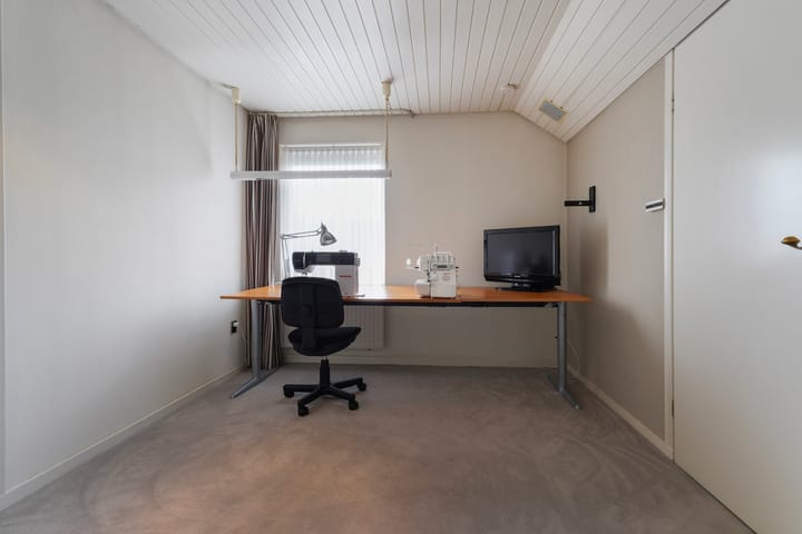 Photo 33 of Maasland 34