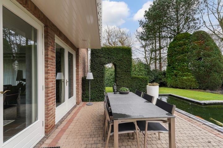 Photo 42 of Maasland 34