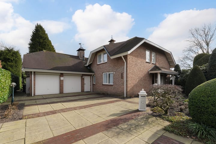 Photo 50 of Maasland 34