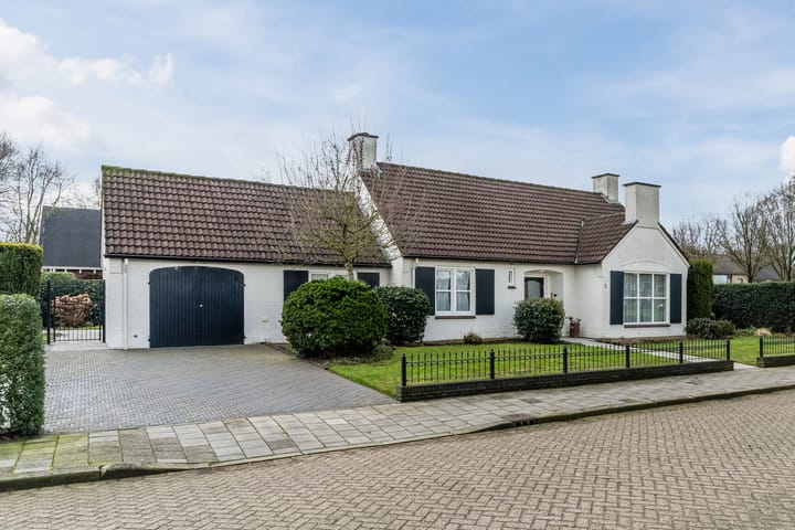 Foto 2 van Klavecimbellaan 1