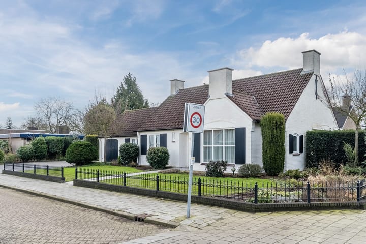 Foto 3 van Klavecimbellaan 1