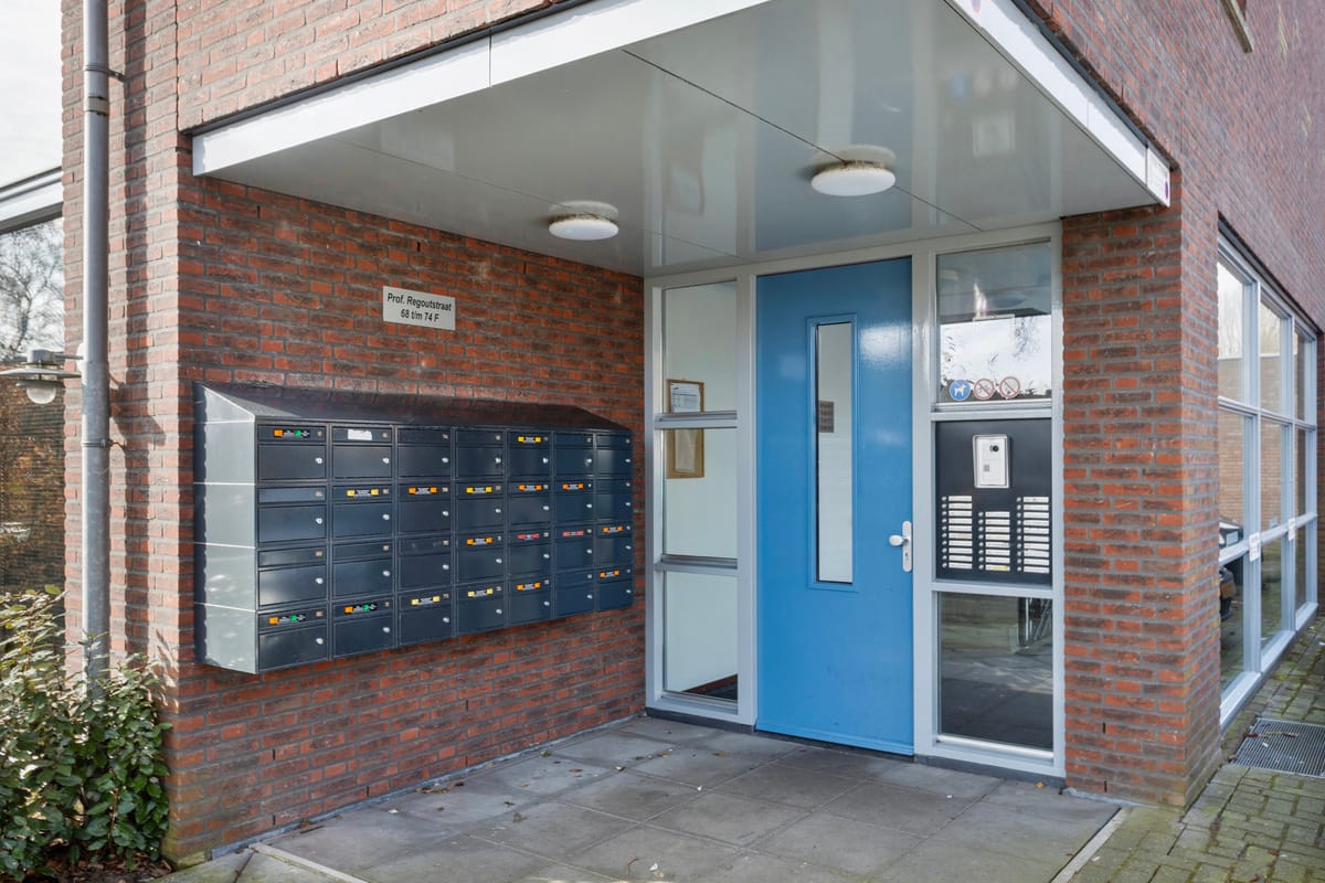 Foto 6 van Professor Regoutstraat 72-C