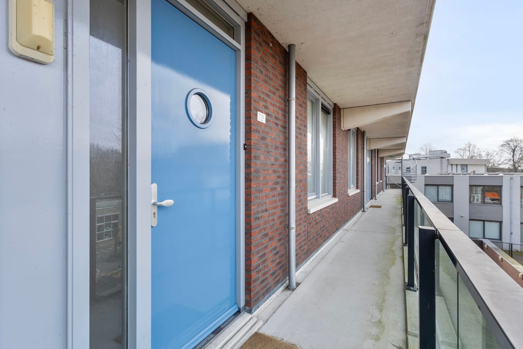 Foto 22 van Professor Regoutstraat 72-C