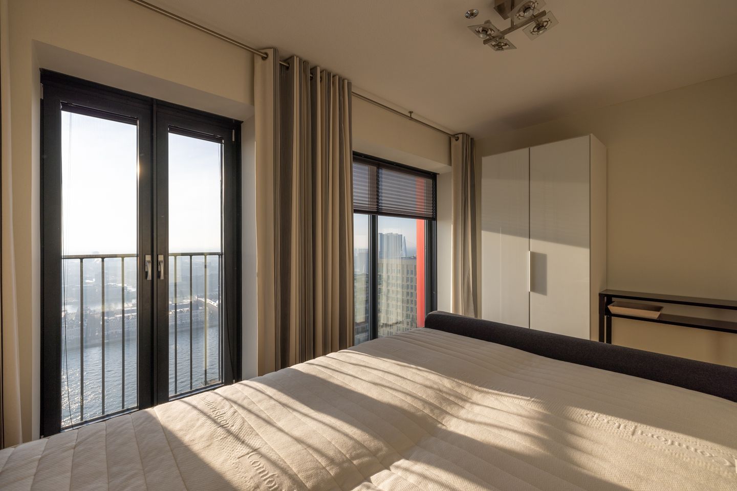 Photo 29 of Wijnbrugstraat 336