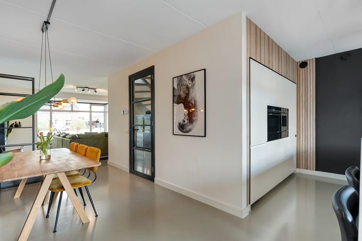 Photo 10 of Swankhuisenwerf 10