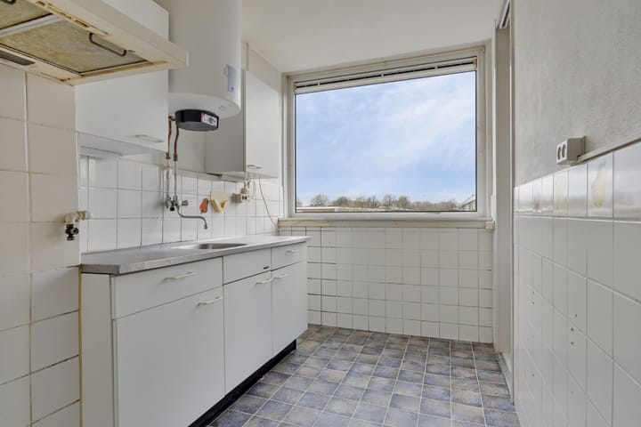 Foto 11 van Tholenstraat 48