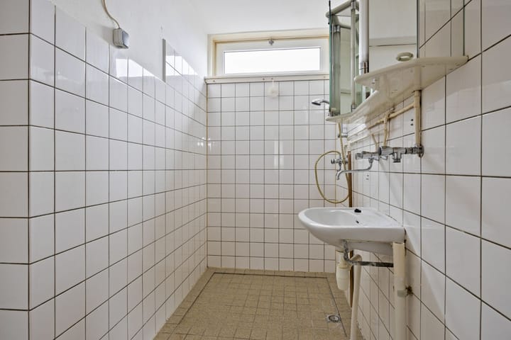 Foto 16 van Tholenstraat 48