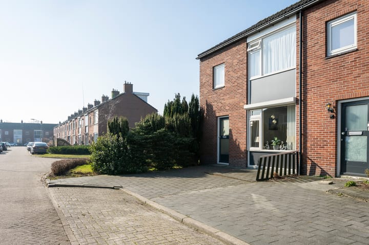 Foto 28 van Saturnusbaan 21