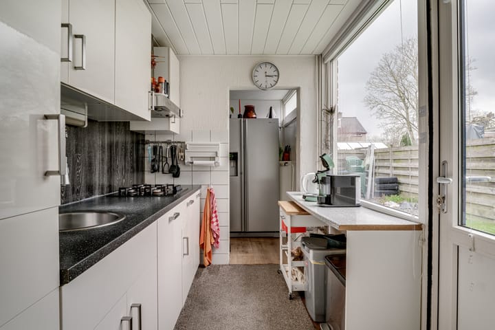 Foto 11 van Staringstraat 23