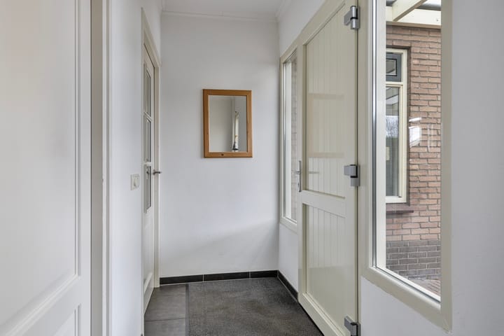 Photo 9 of Kromhout 17