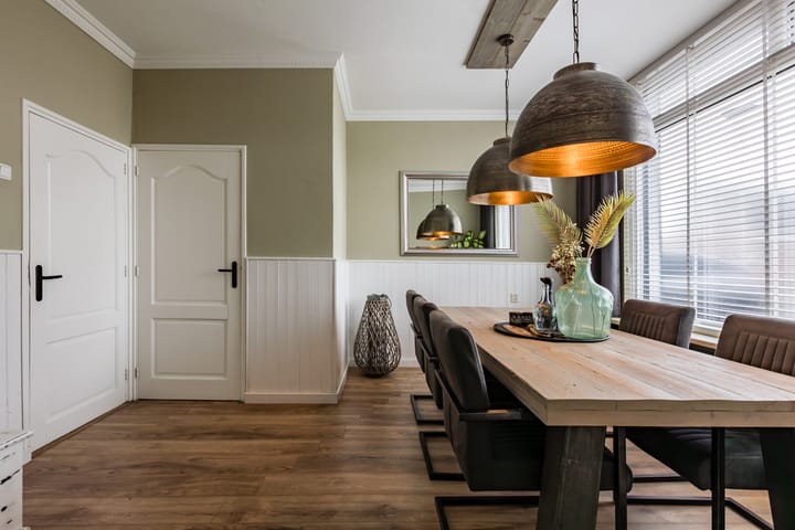 Photo 16 of Burgemeester van Loonstraat 18