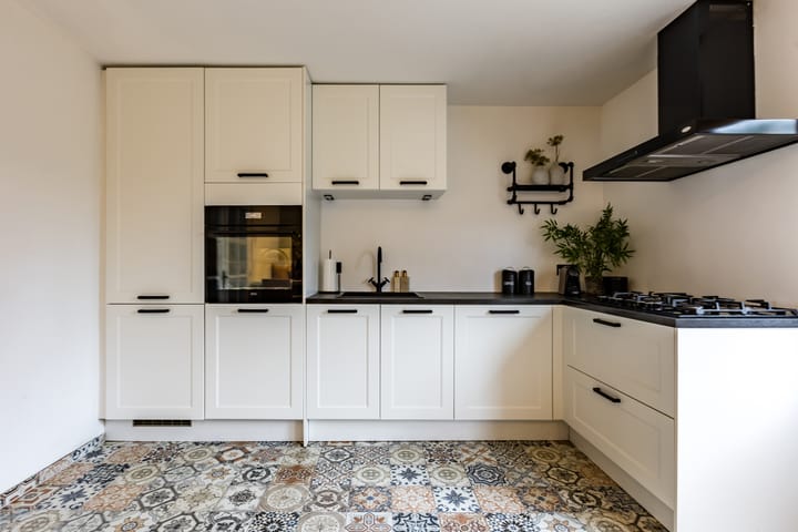 Photo 22 of Burgemeester van Loonstraat 18