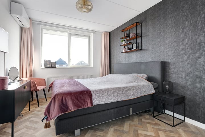 Foto 22 van Botter 51